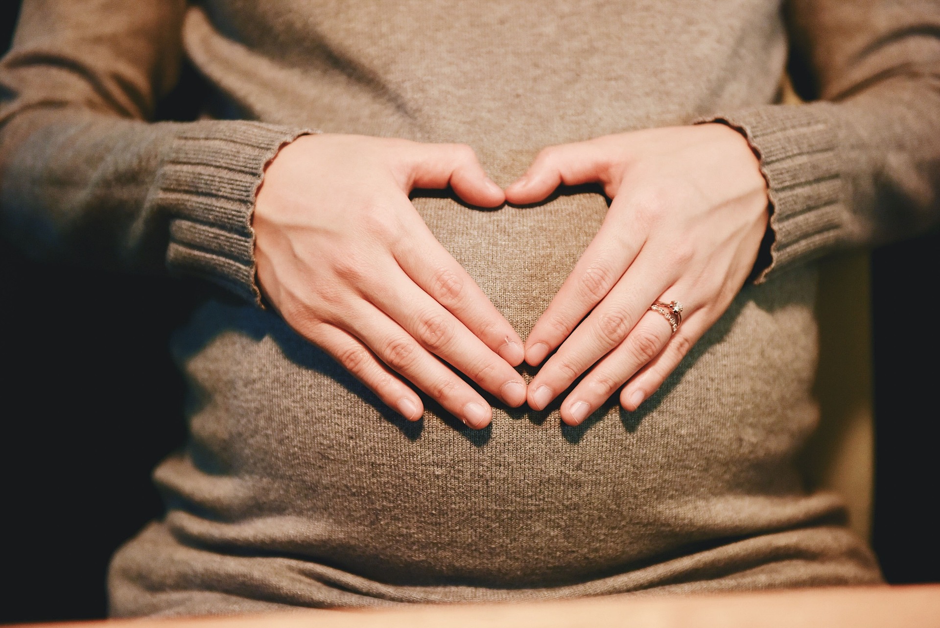 不妊治療で人工授精と体外受精をしてもダメだった方が妊娠した事例【札幌整体円山】